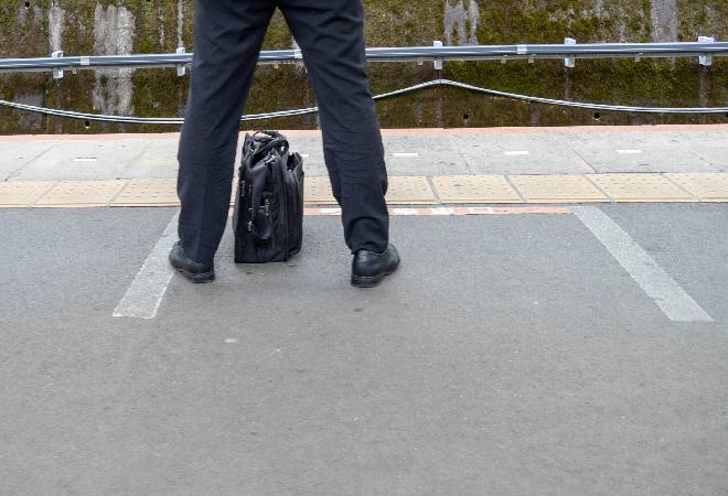 機密書類を持ったまま会社を突然辞めた元部下を探したい|30代男性からの調査相談